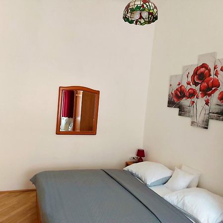 Little Hungary Apartment Budapeşte Dış mekan fotoğraf