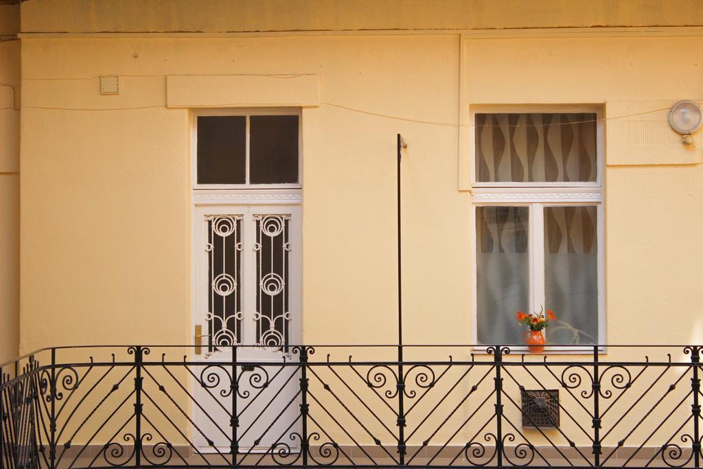 Little Hungary Apartment Budapeşte Dış mekan fotoğraf